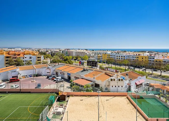 Lovelystay - Bela Vista 3Bdr Duplex Penthouse With Pool